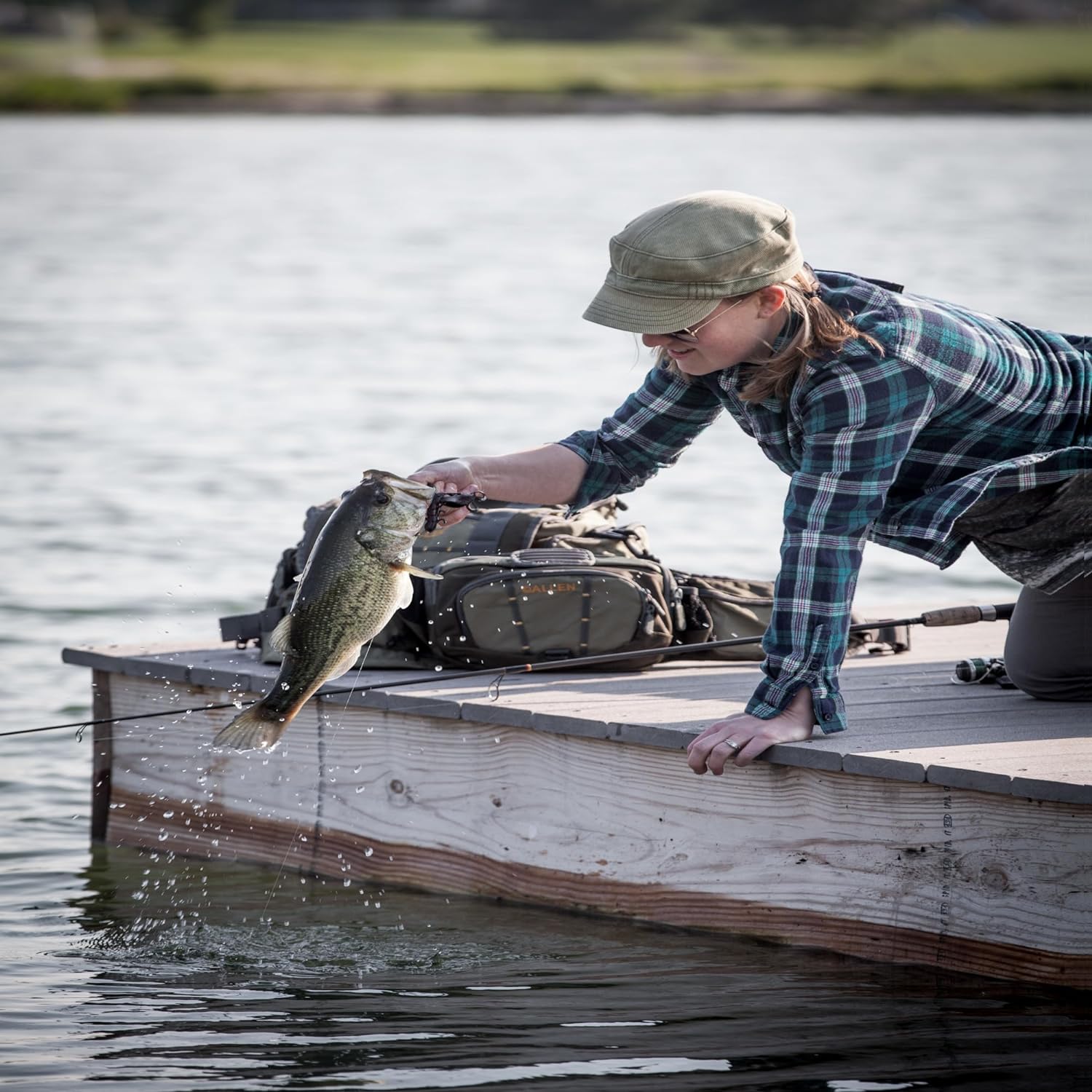 Allen Company Spring Creek Fishing Reel And Gear Bag - Portable Organizer - Holds Up To 10 Fly Reels Or 6 Spinning Reels - Green